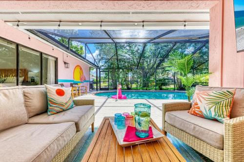 Palma Sola House | Tropical pool home w/outdoor TV & living space!