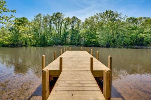 Troy House | Troy Cabin with River Access Fish, Kayak and More!