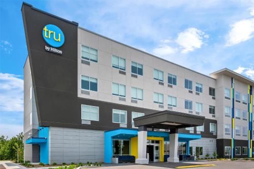Holland Hotel | Tru By Hilton Holland, Mi