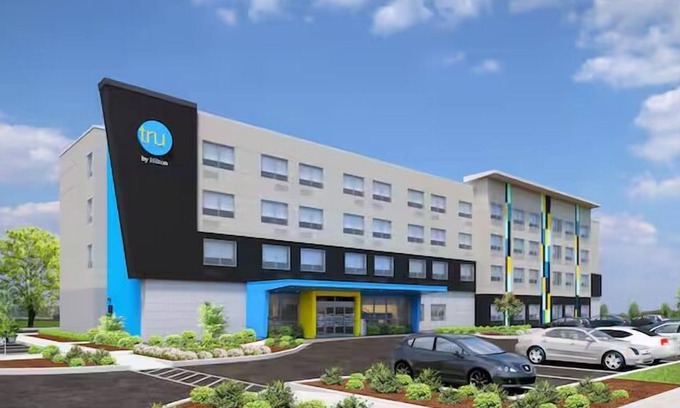 Gay Village Hotel | Tru by Hilton Montreal centre-ville