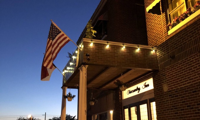 Brady Hotel | Trucountry Inn