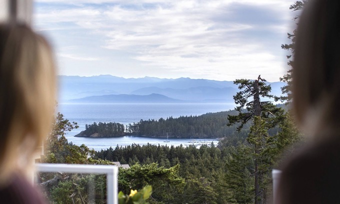 Juan de Fuca Electoral Area Cottage | True Healing Ocean Retreat