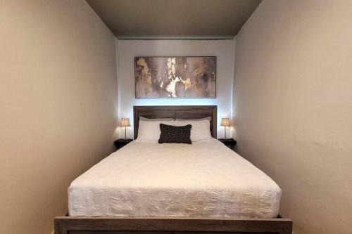 Cuevas Apartment | Trujillo Alto Quiet and Cozy, Fully Equipped and Pet-Friendly