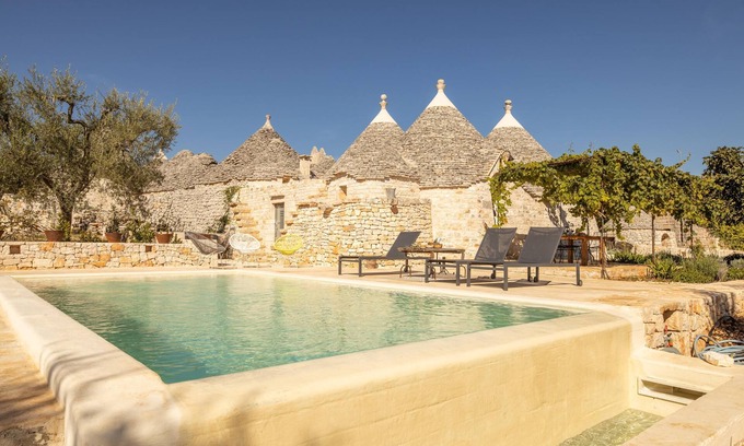 Locorotondo Cottage | Trullo Fortuna Pool A Sfioro - L.