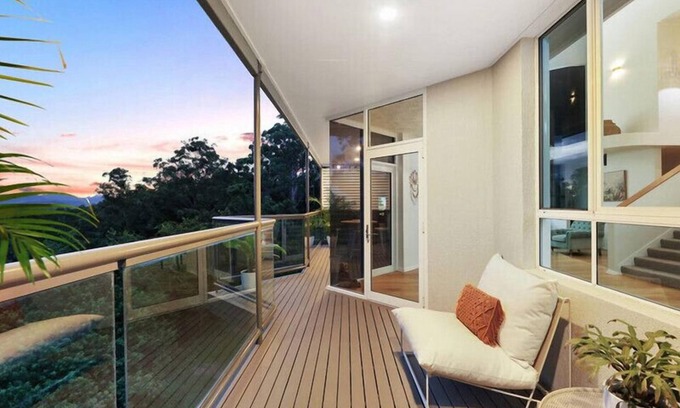 Burleigh Heads House | Truly exceptional 6 Bedroom Oasis in Burleigh Heads