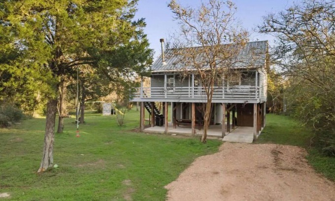 Sealy Cabin | Tucked Away Cabin