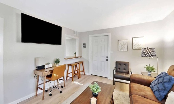 Sunnyside House | Tucked Away Chalet! 2BD with ~Fully Fenced Yard~