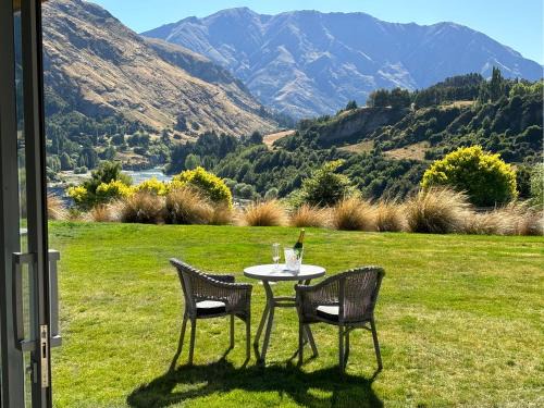 Lower Shotover Apartment | Tucker Beach Private Exclusive Retreat