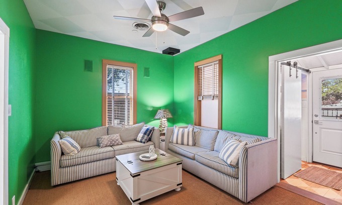 Tucson House | Tucson Bungalow - Walk to U of A!