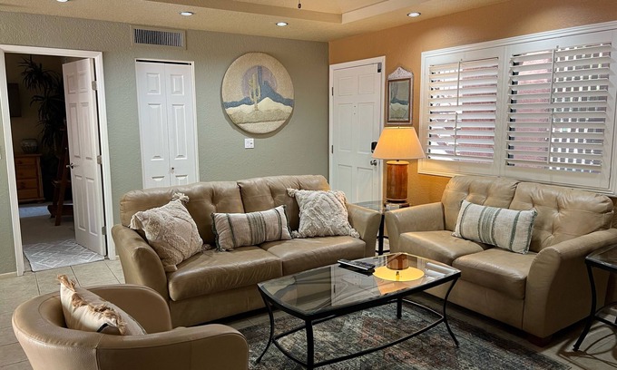 Tucson Condo | Tucson Escapes at Sabino Cnyn King, queen, office, pets, pool, and pickle ball
