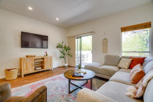 Viewpointe House | Tucson Foothills Oasis Near Hiking Trails!