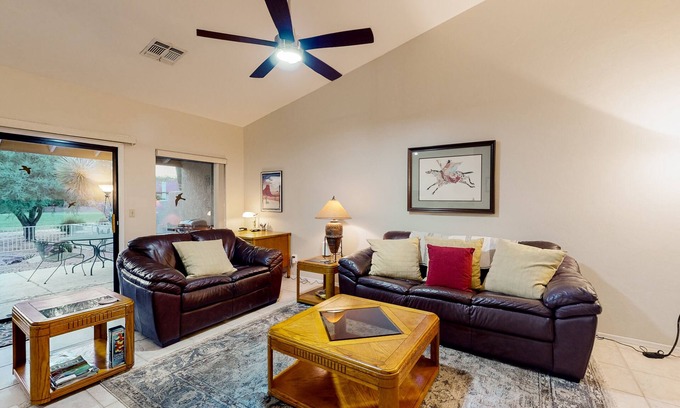 Casas Adobes House | Tucson National #8689 | Townhouse in Tucson with pool, golf, hot tub, & W/D