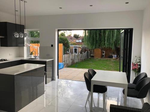 Valley House | Tufton Road