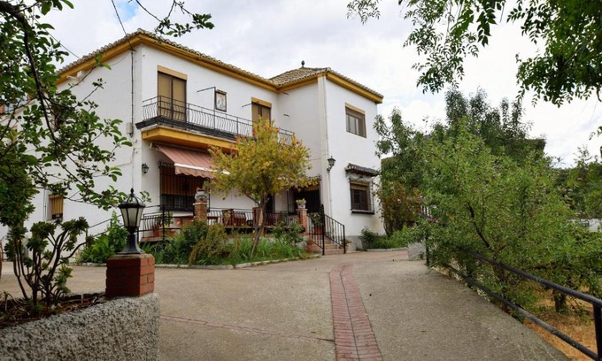 Ugijar House | tuGuest Hortichuela House