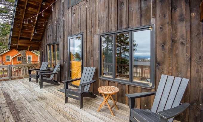 Rangeley House | Tumblehome Cabin | Chalet just a mile from downtown Rangeley and 6 miles to Saddleback