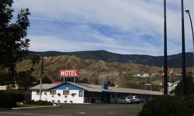 Cache Creek Hotel | Tumbleweed Motel