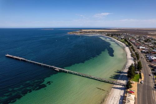 Tumby Bay Hotel | Tumby Bay Caravan Park