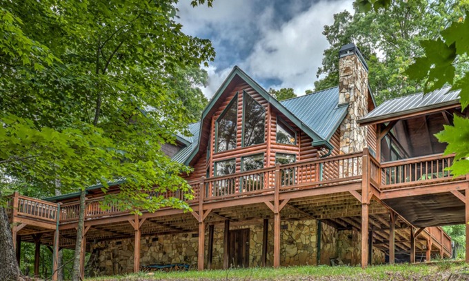Morganton House | Tumnus Ridge by Escape to Blue Ridge