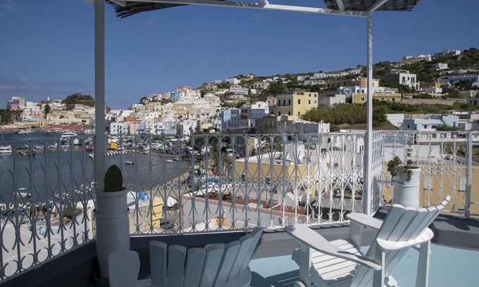 Ponza Villa | Turistcasa - La Scalinatella 121 -