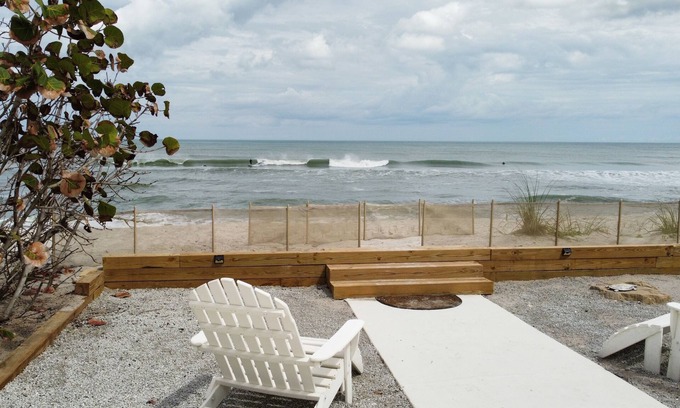 Floridana Beach House | Turtle Nest Beachfront Cottage