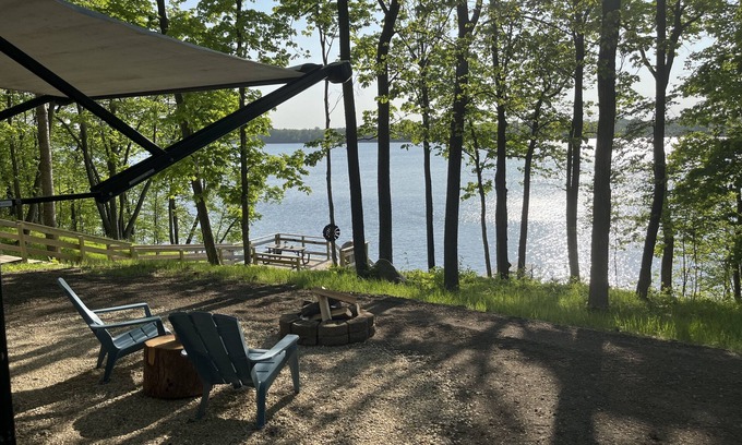 Frazee House | Turtle Shores on Wymer Lake!