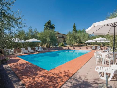 Romola House | Tuscany Bliss Garden Retreat