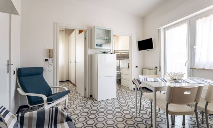 Marina di Carrara Apartment | Tuscany By the Sea! Holiday Apt x4