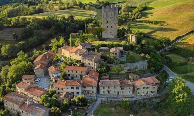 Pratovecchio Other | Tuscany castle Summar