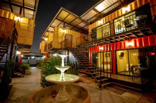 Don Muang Hotel | Tuscany Land Resort Donmuang