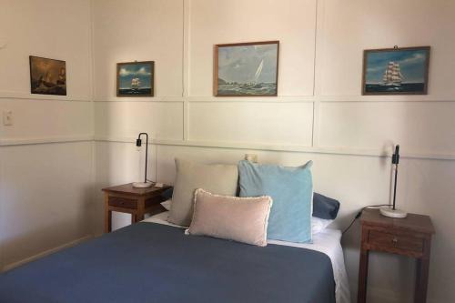 West Beach House | Twilight Cottage