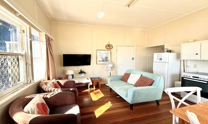 Yamba Apartment | Twin Dolphins 2, 2/18 Clarence St