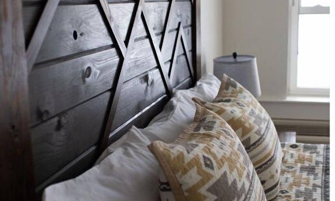Encampment Apartment | Twin/King Retreat: Rustic Comfort by Platte River