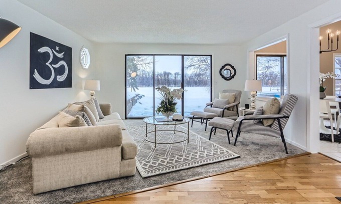 Crystal House | Twin Lake House