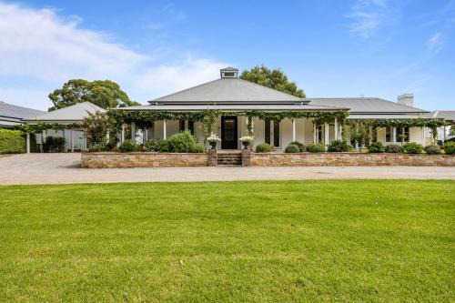 Eraring House | Twin Shores Farm Stay
