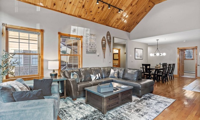 Bethel House | Twitchell Brook Townhouse 03 | 3 Bed, 2.5 Bath