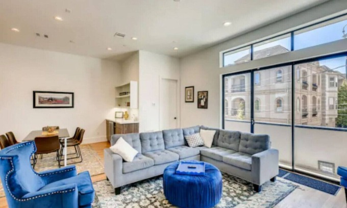 Neartown House | Two 4-Story Homes/Near Downtown/8 BDRMS/For Groups