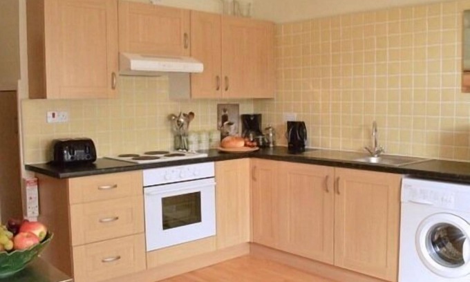 Newcastle-upon-Tyne Apartment | Two Bed Apartment-Private Bathroom-Field House