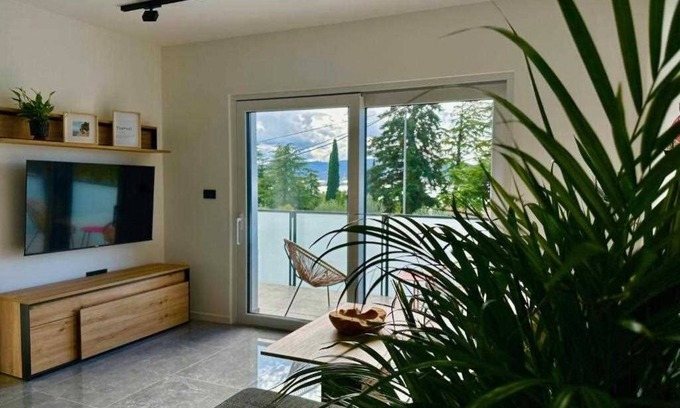 Ankaran Apartment | Two Bedroom Apartment with Sea View EMI