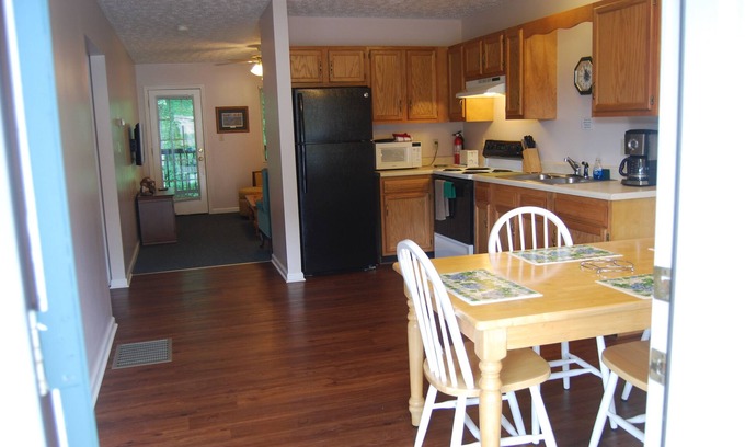 Russell Springs House | Two Bedroom Cabin With Covered Back Deck- no cleaning fees! @LakePointe Resort
