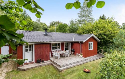 Femmøller House | Two-Bedroom Holiday Home In Ebeltoft