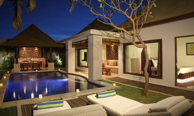 Seminyak Villa | Two Bedroom Private Pool ROOM ONLY for 6- FREE WIFI