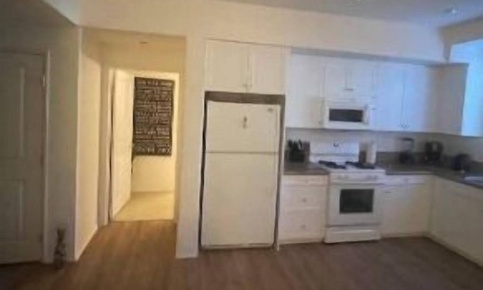 Irvine Apartment | Two bedroom with all amenitiesnn