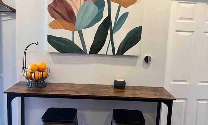 Schenectady Apartment | Two bedrooms with parking & washer/dryer