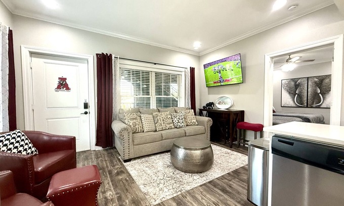 Druid City Condo | Two Blocks from Bryant-Denny Stadium @ The Twelve!