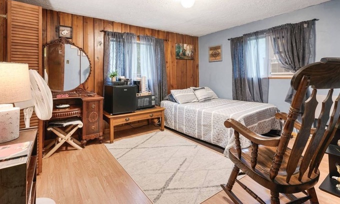Fayetteville House | Two Comfy Bedrooms Near The New River Gorge Bridge