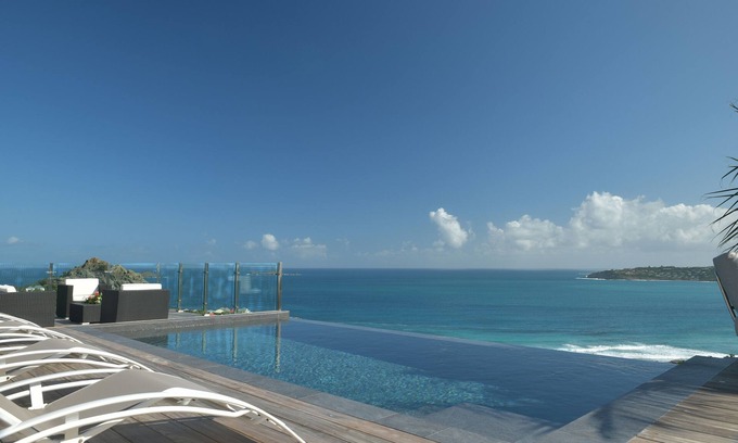 Corossol Villa | TWO FULL KITCHENS & LIVING AREAS 6 BEDROOMS ALL WITH BATHROOM IN SUITE