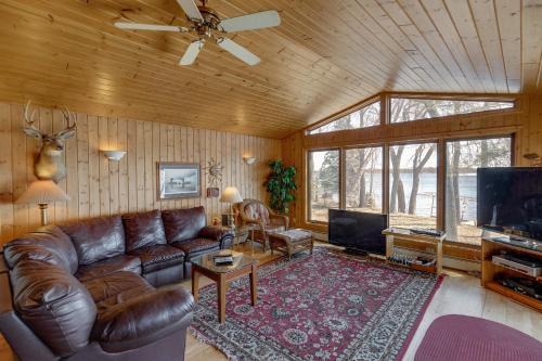 Crosslake House | Two Lakefront Whitefish Chain Cabins for price of one