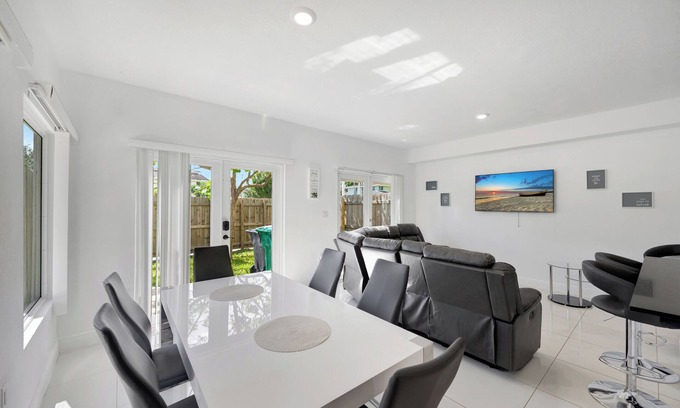 Princeton House | Two Master Suites & Space for All!
