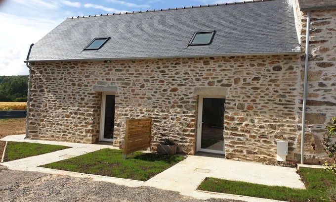 Plomodiern House | two-person gîte near the sea
