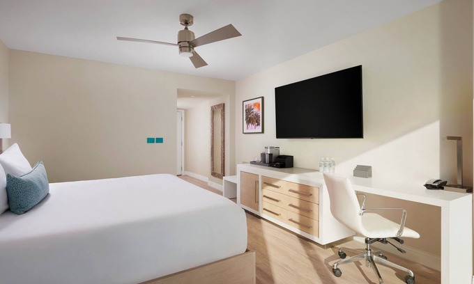 Charlotte Harbor House | Two Premium King Stay – Ideal for Groups or Multi-Generational Trips